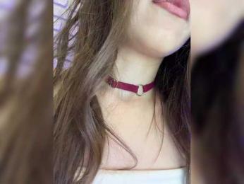 Jade8887 — 在 bongacams 直播的网络摄像头模特