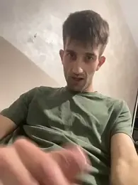 Dondeloquieras4 — Stripchat stream photo (Mar 2026)