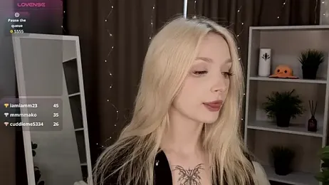 Naughty__Couplles — 在 stripchat 直播的网络摄像头模特