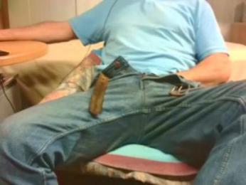 giulio_35 — 在 cam4 直播的网络摄像头模特