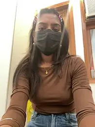 ThyroidLancers — 在 stripchat 直播的网络摄像头模特