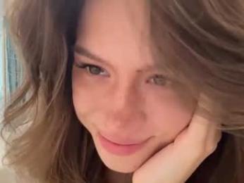 asuncionbalduf — 在 chaturbate 直播的网络摄像头模特