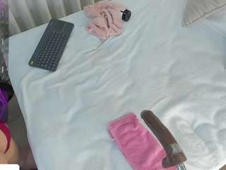 angie-roses — Camsoda stream photo (Aug 2026)