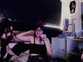 powercouplemix — 在 chaturbate 直播的网络摄像头模特