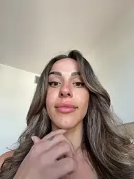 -Alisa — 在 stripchat 直播的网络摄像头模特