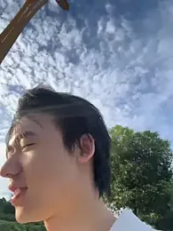 kissbaby-399 — 在 stripchat 直播的网络摄像头模特