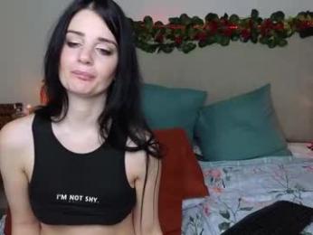 lucy1990xxx — Chaturbate stream photo (Apr 2025)