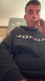 Cazzone22xx — 在 cam4 直播的网络摄像头模特