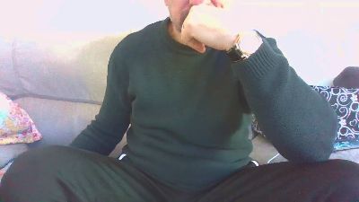 AlexJulian740 — Cam4 stream photo (Apr 2026)