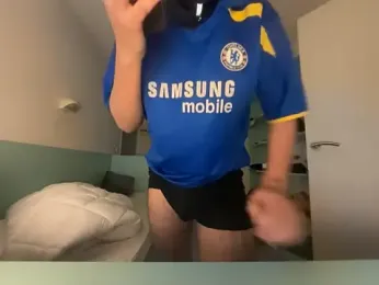 Rebeu_77 — Stripchat stream photo (Apr 2026)