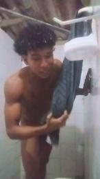 latinboi_sexy — Cam4 stream photo (Feb 2026)