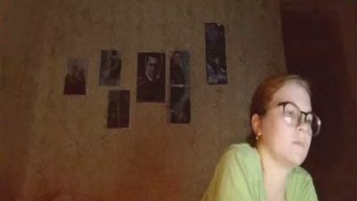 AzaleeKanz — Cam4 stream photo (Sep 2026)