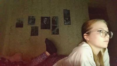 AzaleeKanz — Cam4 stream photo (Sep 2026)