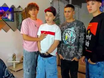 houseofwarrios — 在 chaturbate 直播的网络摄像头模特