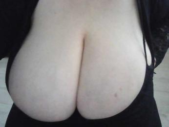 StrogayaMama — bongacams