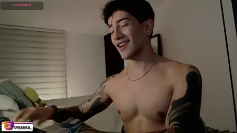 ivaaaan_ — 在 stripchat 直播的网络摄像头模特