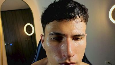 Mugiito — Cam4 stream photo (Aug 2026)