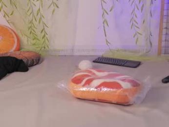 mollyflwers — 在 chaturbate 直播的网络摄像头模特