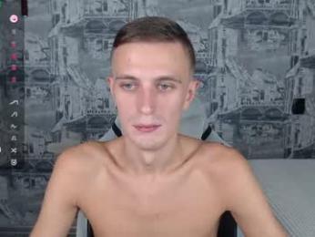 oliverfresh — 在 chaturbate 直播的网络摄像头模特