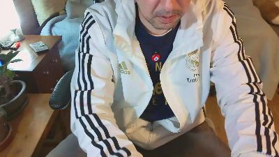 Ricardofkx — 在 cam4 直播的网络摄像头模特