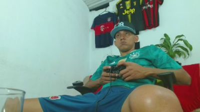 Skinny23cm — Cam4 stream photo (Mar 2026)