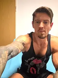 Mystery_Mark — 在 stripchat 直播的网络摄像头模特