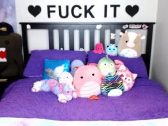 mackenziewolfe — Chaturbate stream photo (Feb 2026)