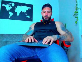 Aless Rose — Flirt4free stream photo (Mar 2026)