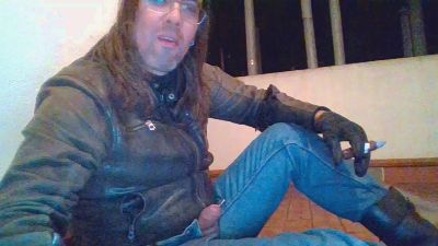 CigarSmokerPig — 在 cam4 直播的网络摄像头模特