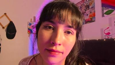 HolySweetMuse — 在 cam4 直播的网络摄像头模特