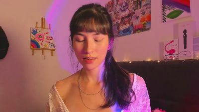 HolySweetMuse — 在 cam4 直播的网络摄像头模特