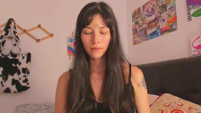 HolySweetMuse — 在 cam4 直播的网络摄像头模特