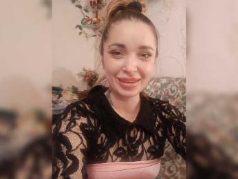 SanyaNastya — 在 bongacams 直播的网络摄像头模特
