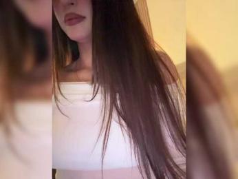 -ALLINA- — 在 bongacams 直播的网络摄像头模特