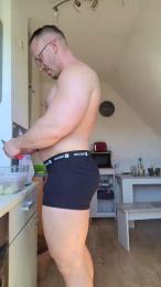 yumyum18 — Cam4 stream photo (Apr 2026)