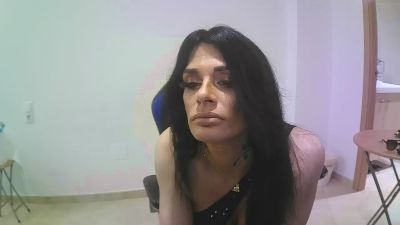 DanielaMartinez — Cam4 stream photo (May 2026)