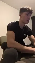 HornyKing2969 — 在 stripchat 直播的网络摄像头模特