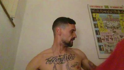 Roa87 — 在 cam4 直播的网络摄像头模特