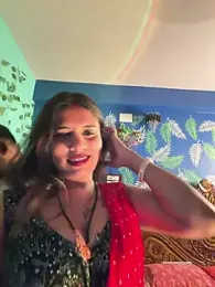 V-Hot-Sweti — 在 stripchat 直播的网络摄像头模特