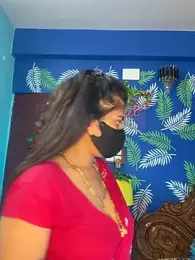 V-Hot-Sweti — 在 stripchat 直播的网络摄像头模特