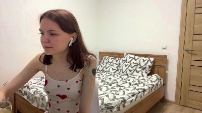 DinahBugtong — Cam4 stream photo (Jul 2026)