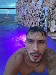 Seth_Vegaa — 在 stripchat 直播的网络摄像头模特