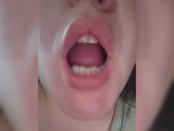 annetshik2013 — 在 bongacams 直播的网络摄像头模特