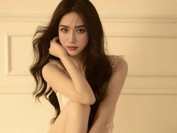 KarenChris — Livejasmin stream photo (Apr 2025)