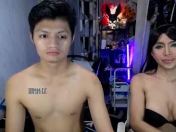 bhillrhey121103 — 在 chaturbate 直播的网络摄像头模特