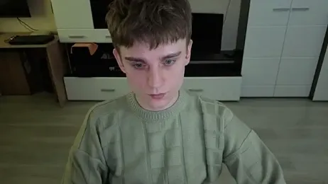 angryzan — Stripchat stream photo (Apr 2026)