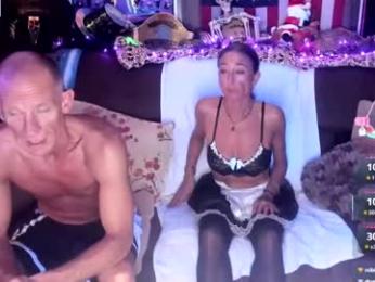 shannahand420 — 在 chaturbate 直播的网络摄像头模特