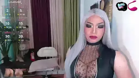 QueensOfcum — Stripchat stream photo (Mar 2026)