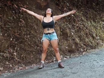 AngieBlackmore — 在 livejasmin 直播的网络摄像头模特