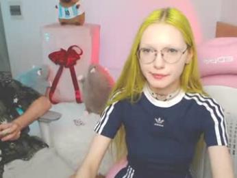blush_alert — Chaturbate stream photo (Aug 2026)